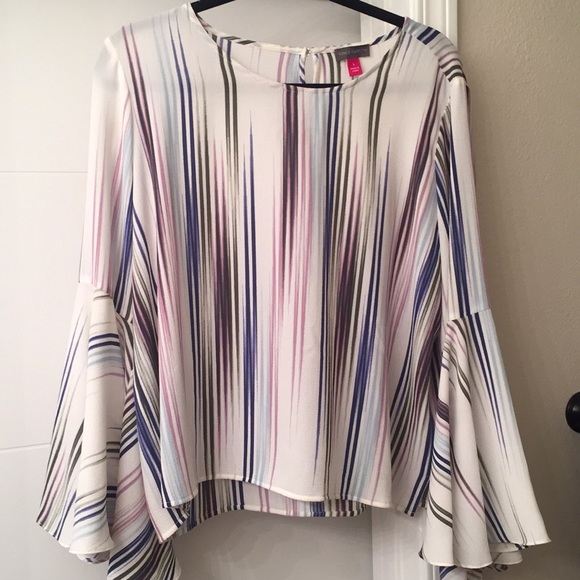 Vince Camuto Tops - Bell sleeve top